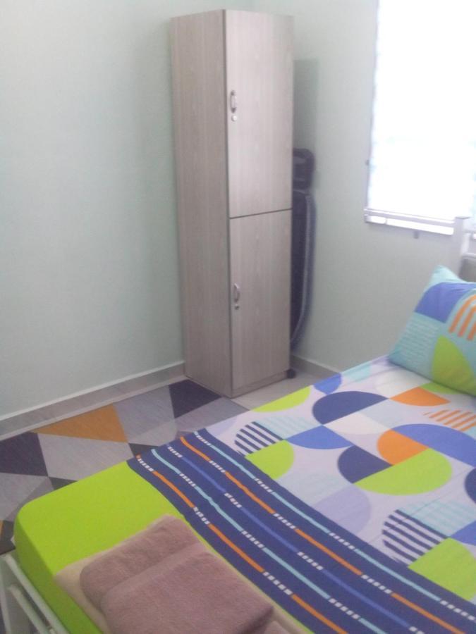 Homestay Adilah B Pasir Puteh Buitenkant foto